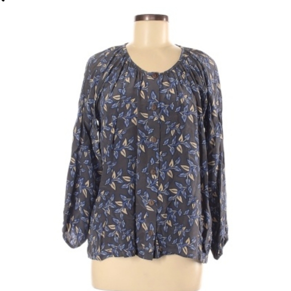 5/$15 Bayla Jane Blouse - Picture 1 of 4